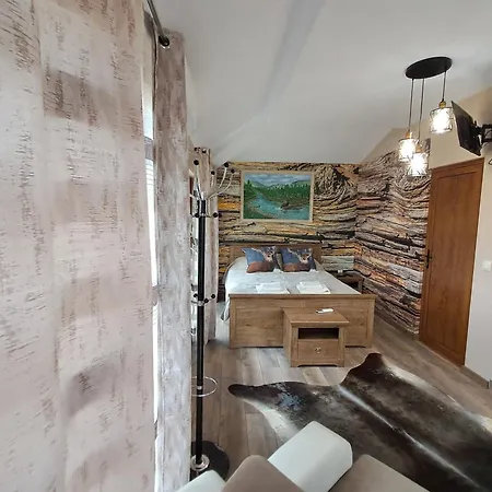къща шепотът на бора Σπίτι διακοπών Βάρνα